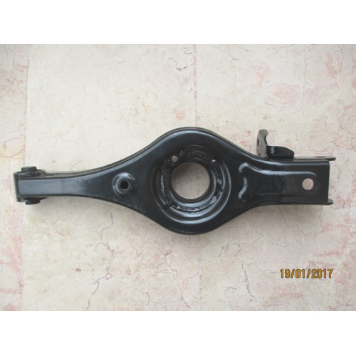 Denge kolu alt sağ tabla 6 vites otomatik manuel 4WD Hyundai ix35 2011-2015